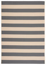 Safavieh Courtyard 4'-0" x 5'-7" Rug in Beige / Grey