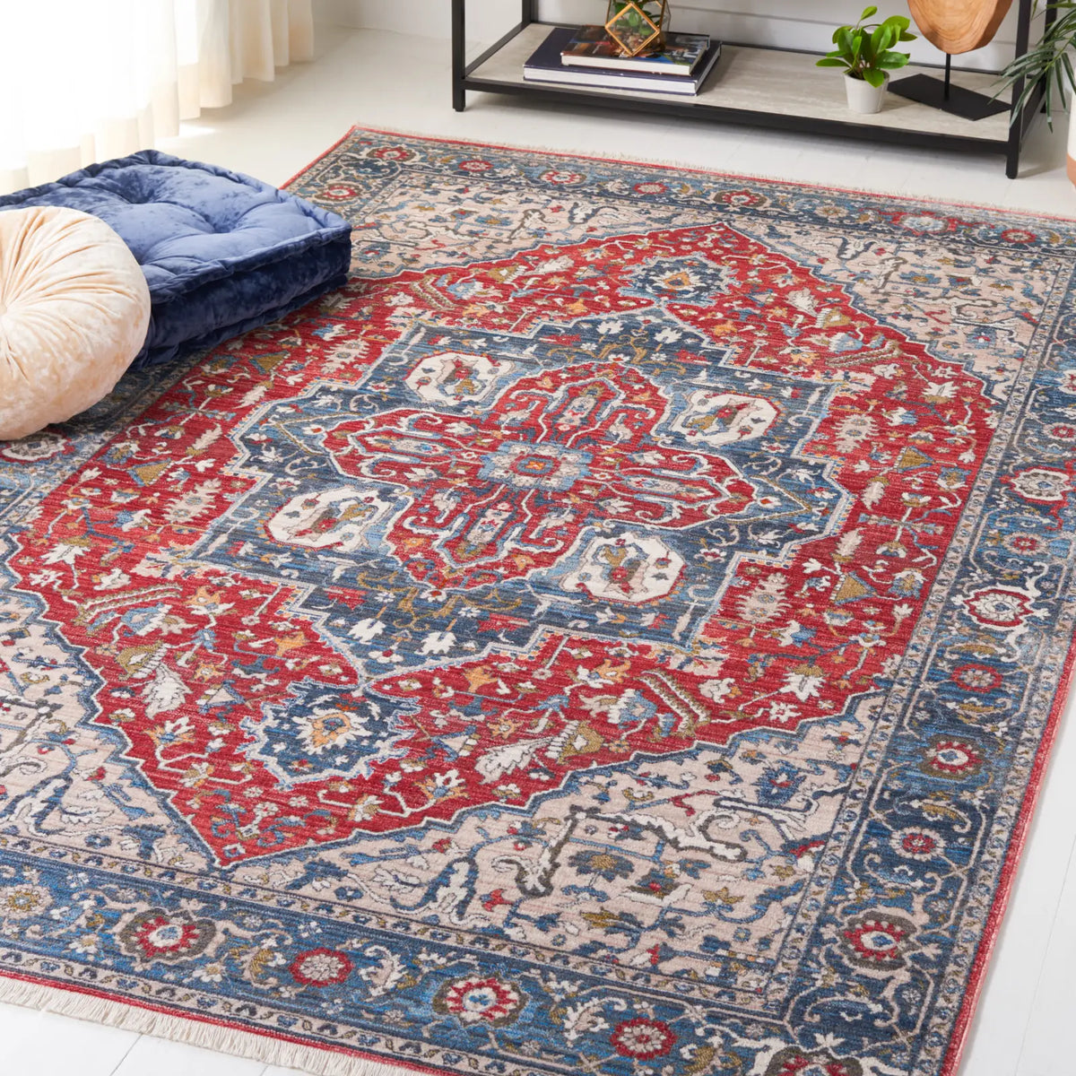 Safavieh Vintage Persian 4'-0" x 6'-0" Rug in Red / Blue