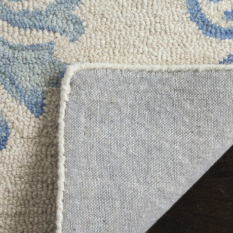 Safavieh Dip Dye 5'-0" x 8'-0" Rug in Ivory / Blue