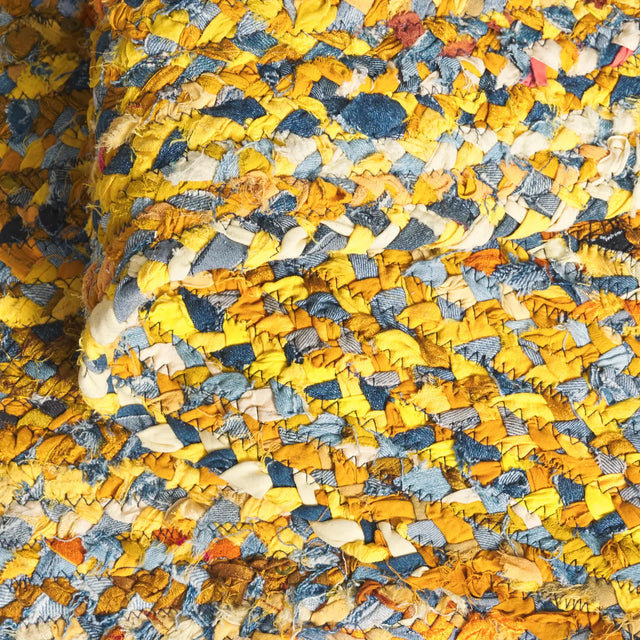 Safavieh Braided 4'-0" x 6'-0" Rug in Yellow / Brown