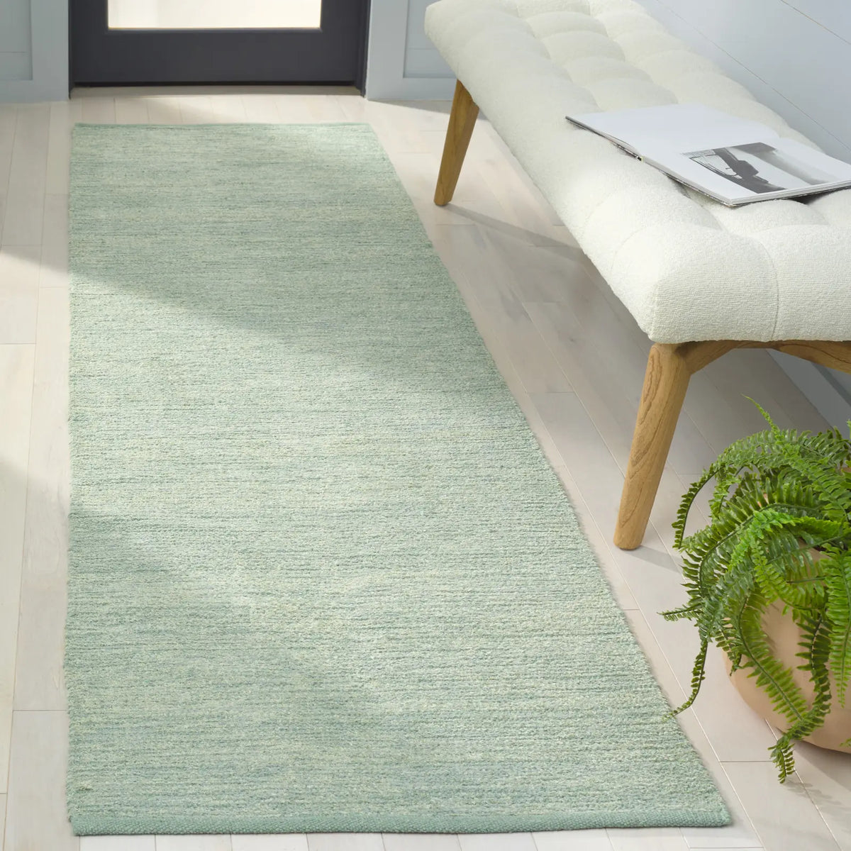 Safavieh Montauk 2'-3" x 8'-0" Rug in Green