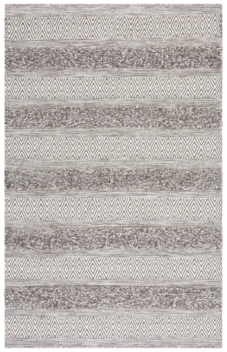 Safavieh Vermont 4'-0" x 6'-0" Rug in Brown / Ivory