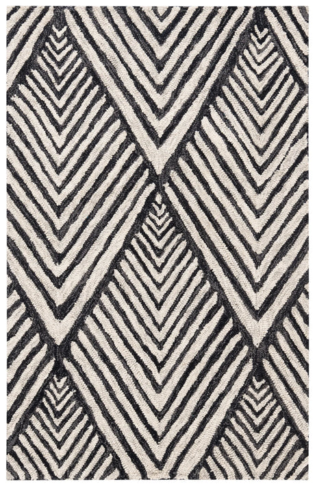 Safavieh Micro-Loop 2'-6" x 4'-0" Rug in Charcoal / Ivory