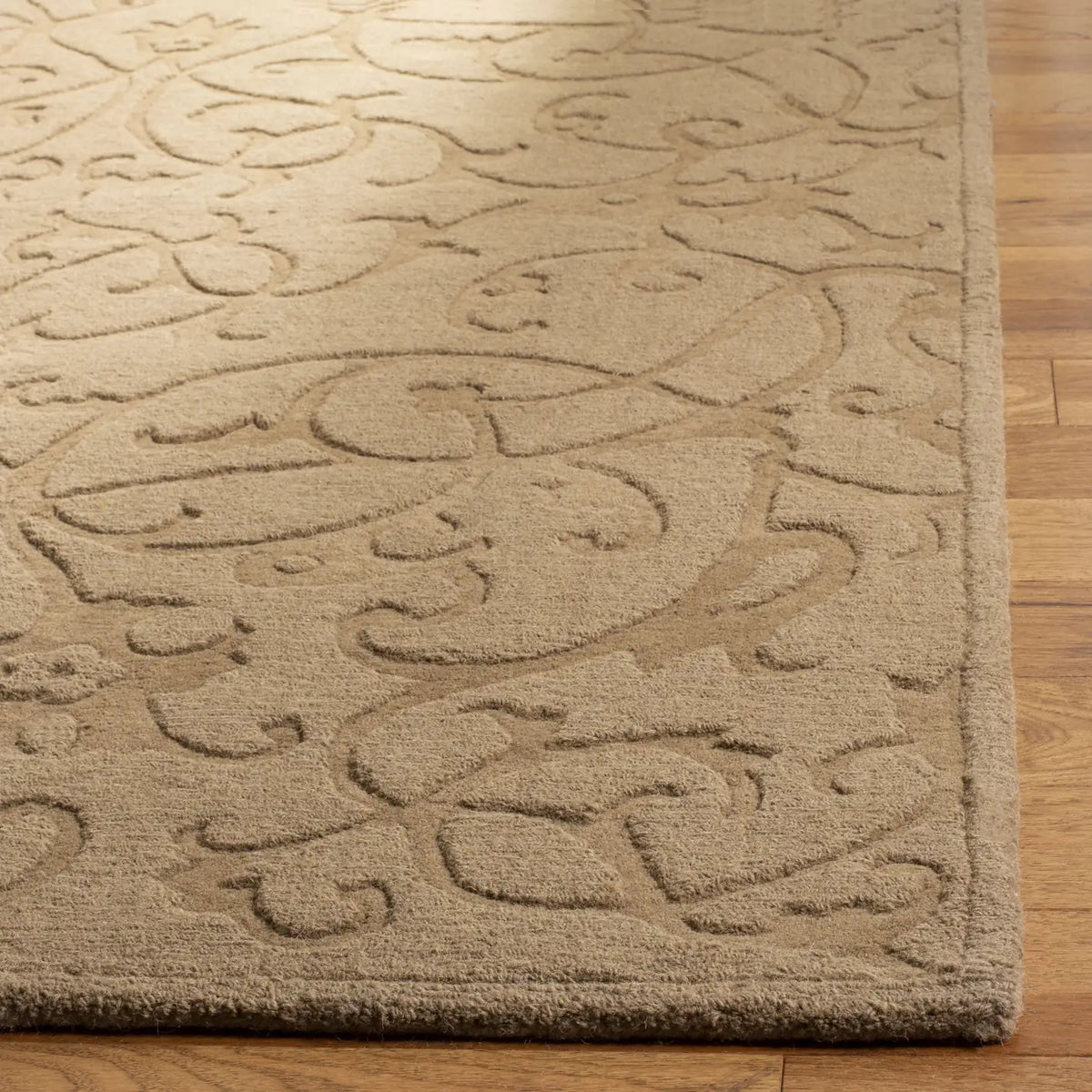 Safavieh Impressions 4'-0" x 6'-0" Rug in Light Brown