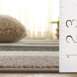Safavieh Adirondack 4'-0" x 6'-0" Rug in Beige / Green
