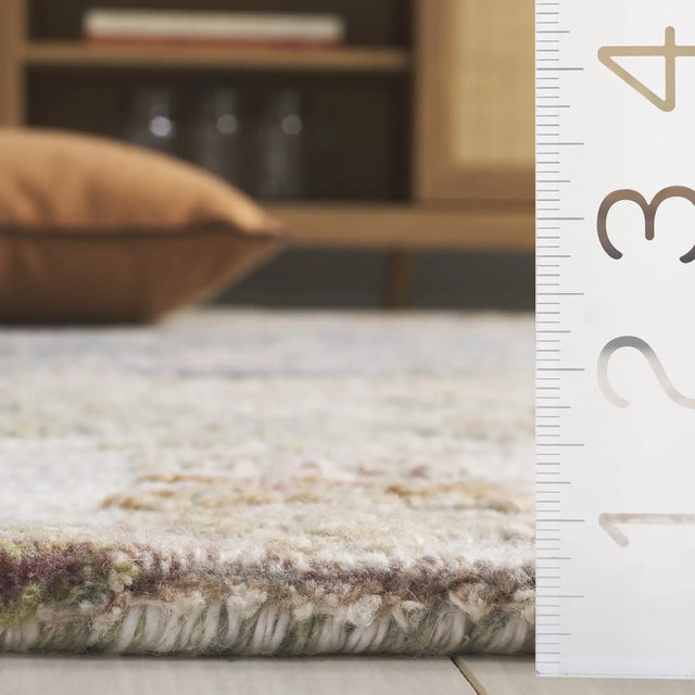Safavieh Marquee 4'-0" x 6'-0" Rug in Green / Brown