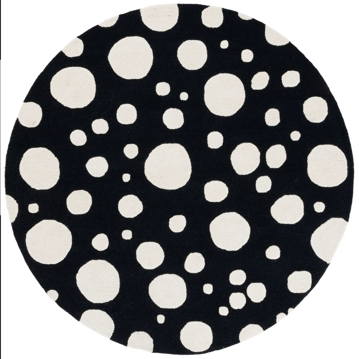 Safavieh Cambridge 6'-0" x 6'-0" Rug in Black / Ivory