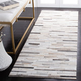 Safavieh Studio Leather 2'-3" x 7'-0" Rug in Ivory / Grey