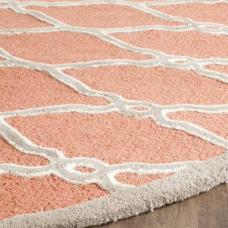 Safavieh Cambridge 6'-0" x 6'-0" Rug in Coral / Ivory