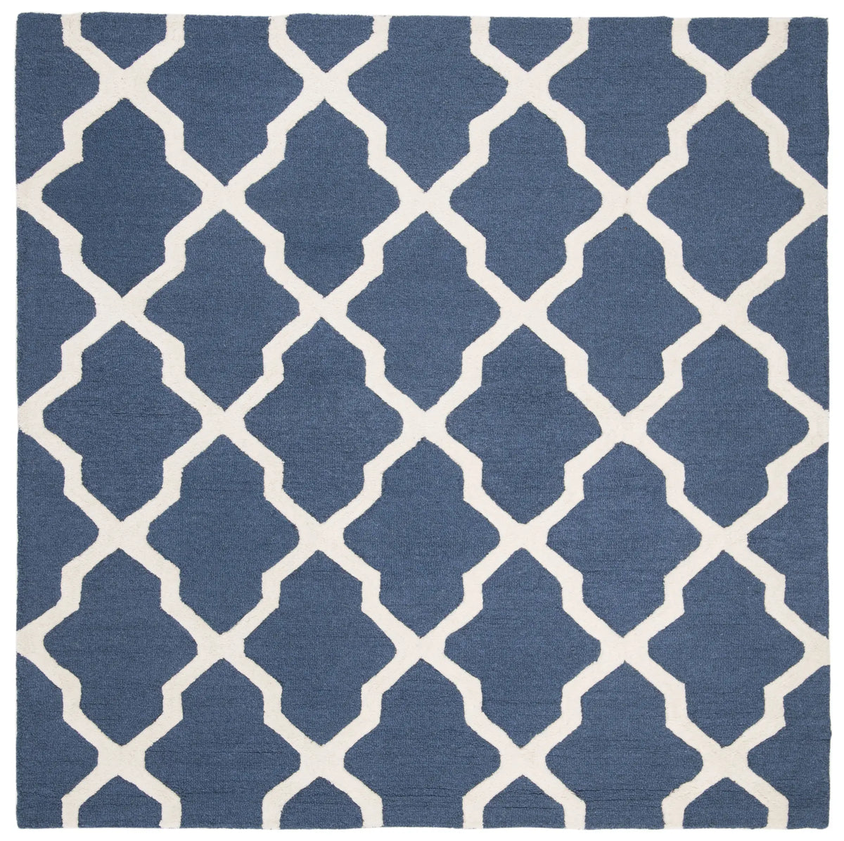 Safavieh Cambridge 6'-0" x 6'-0" Rug in Navy Blue / Ivory