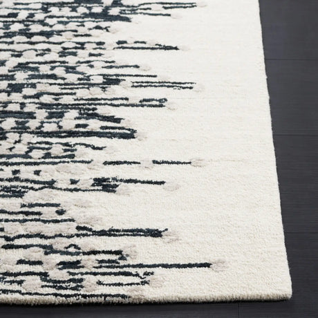 Safavieh Metro 4'-0" x 6'-0" Rug in Black / Ivory