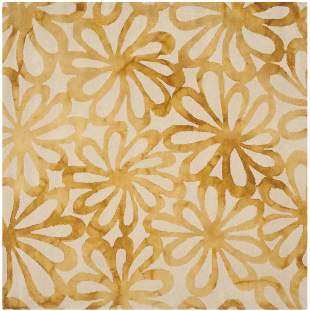 Safavieh Dip Dye 7'-0" x 7'-0" Rug in Beige / Gold