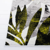 Safavieh Skyler 4'-0" x 6'-0" Rug in Black / Green