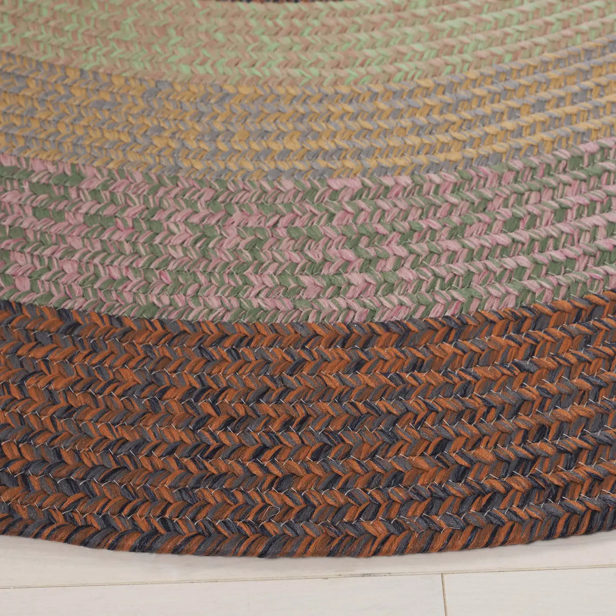 Safavieh Braided 5'-0" x 5'-0" Rug in Dark Brown / Light Green