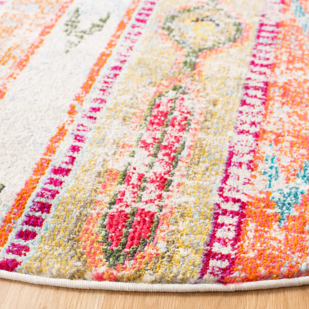 Safavieh Monaco 5'-0" x 5'-0" Rug in Multi