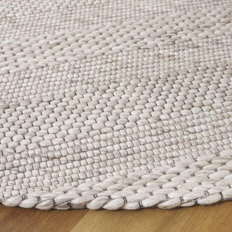 Safavieh Marbella 5'-0" x 5'-0" Rug in Beige
