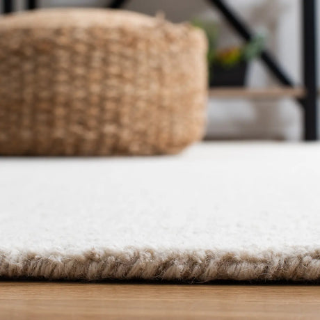 Safavieh Abstract 4'-0" x 6'-0" Rug in Ivory / Beige