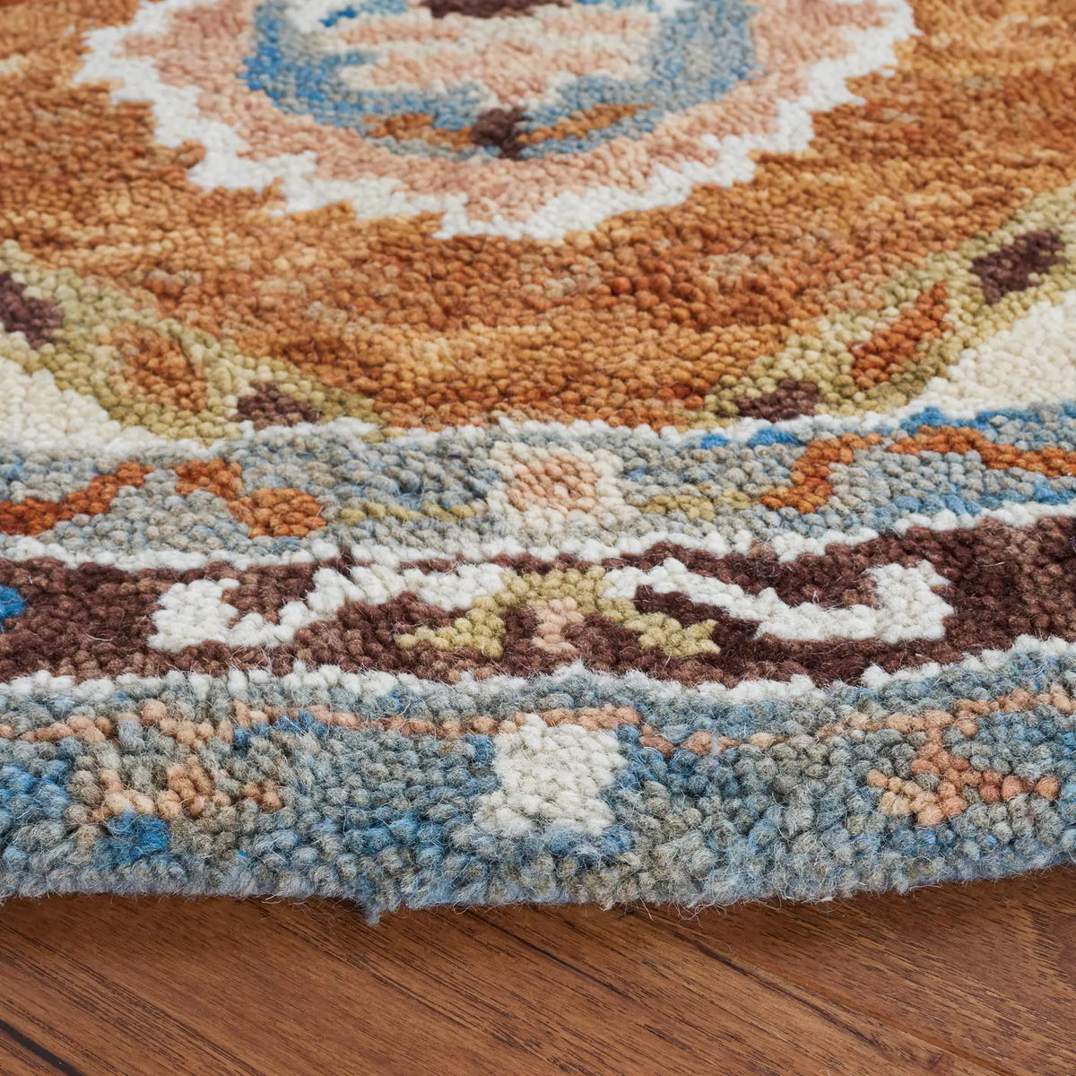 Safavieh Aspen 5'-0" x 5'-0" Rug in Brown / Blue