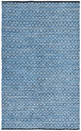 Safavieh Montauk 4'-0" x 6'-0" Rug in Green / Black