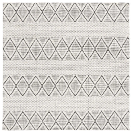 Safavieh Marbella 6'-0" x 6'-0" Rug in Ivory / Black