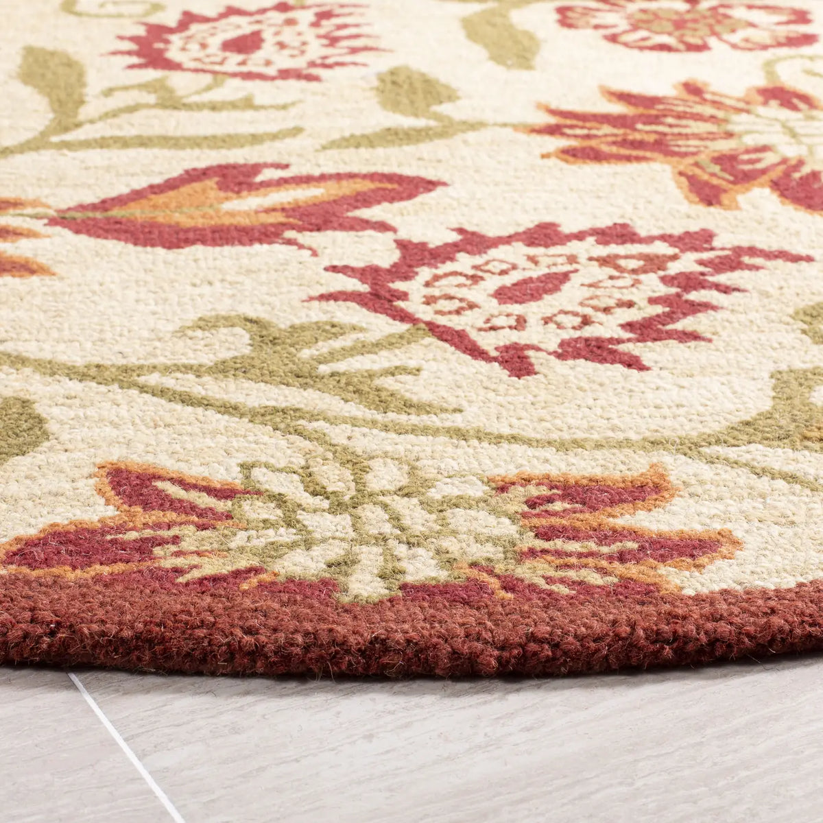Safavieh Blossom 6'-0" x 6'-0" Rug in Beige / Multi