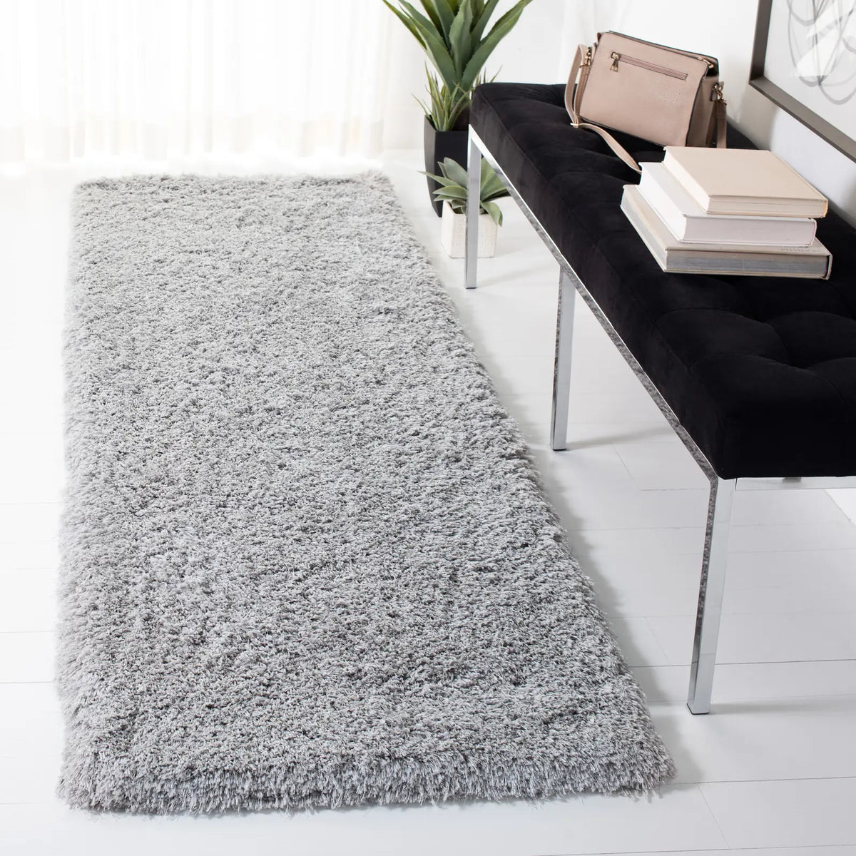 Safavieh Ocean Shag 2'-6" x 8'-0" Rug in Silver