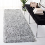Safavieh Ocean Shag 2'-6" x 8'-0" Rug in Silver