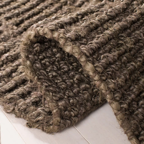 Safavieh Natural Fiber 4'-0" x 6'-0" Rug in Brown