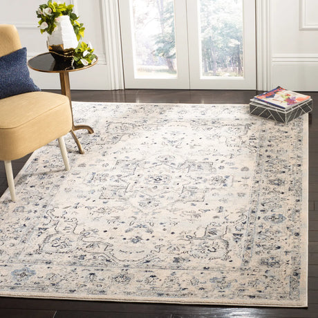 Safavieh Charleston 4'-0" x 6'-0" Rug in Ivory / Light Blue