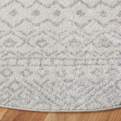 Safavieh Tulum 5'-0" x 5'-0" Rug in Ivory / Light Grey