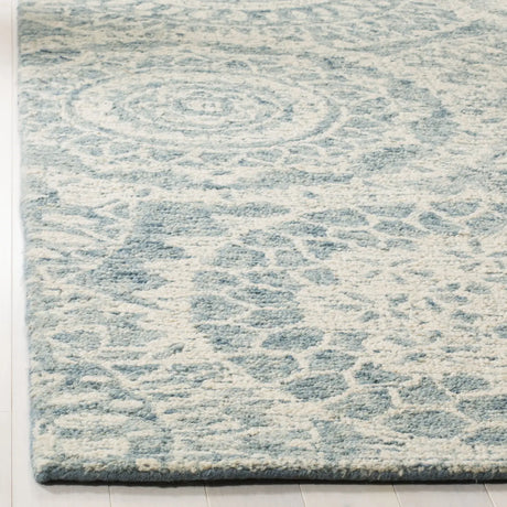 Safavieh Abstract 6'-0" x 9'-0" Rug in Ivory / Blue