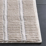 Safavieh Archway 4'-0" x 6'-0" Rug in Beige / Grey