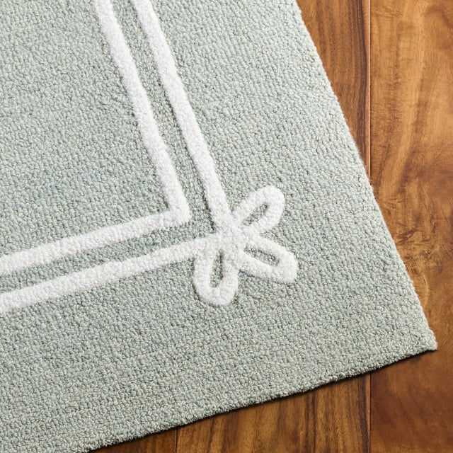 Safavieh Martha Stewart 4'-0" x 6'-0" Rug in Sage / Ivory