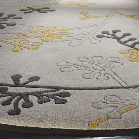 Safavieh Soho 6'-0" x 6'-0" Rug in Grey