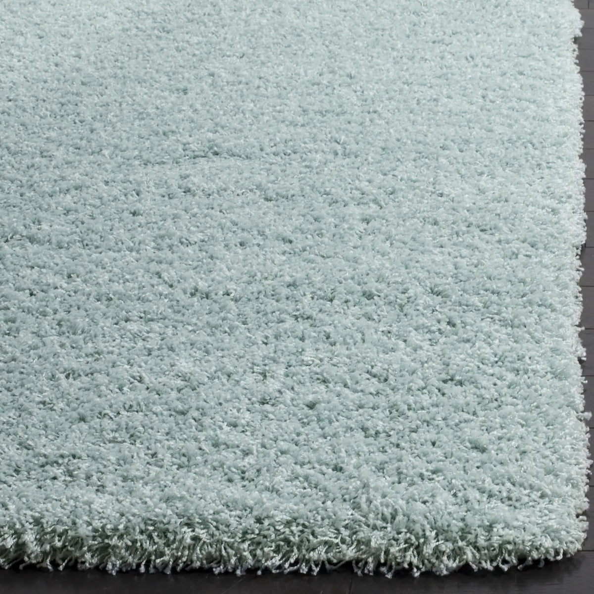 Safavieh Sgl-Laguna Shag 4'-0" x 6'-0" Rug in Light Blue