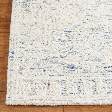 Safavieh Abstract 4'-0" x 6'-0" Rug in Ivory / Blue