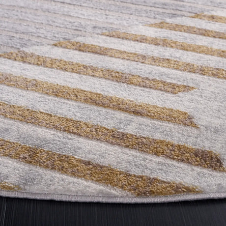 Safavieh Palma 5'-3" x 5'-3" Rug in Beige / Light Grey