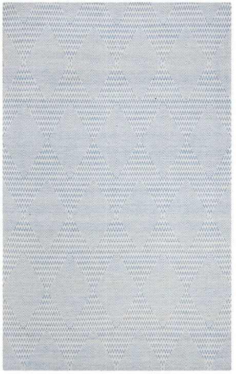 Safavieh Marbella 4'-0" x 6'-0" Rug in Light Blue / Ivory