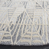Safavieh Ebony 6'-0" x 6'-0" Rug in Grey / Ivory