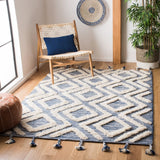 Safavieh Kenya 4'-0" x 6'-0" Rug in Navy / Ivory