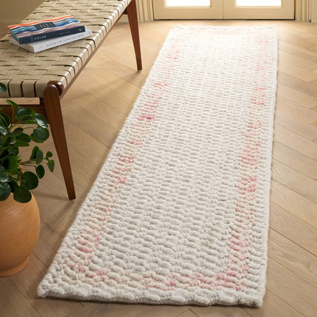 Safavieh Natura 2'-3" x 8'-0" Rug in Ivory / Pink
