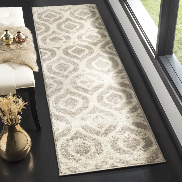 Safavieh Amsterdam 2'-3" x 8'-0" Rug in Ivory / Mauve