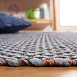 Safavieh Montauk 4'-0" x 6'-0" Rug in Blue / Black