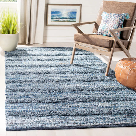 Safavieh Montauk 5'-0" x 8'-0" Rug in Blue