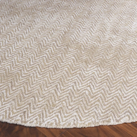 Safavieh Glamour 6'-0" x 6'-0" Rug in Gold / Ivory