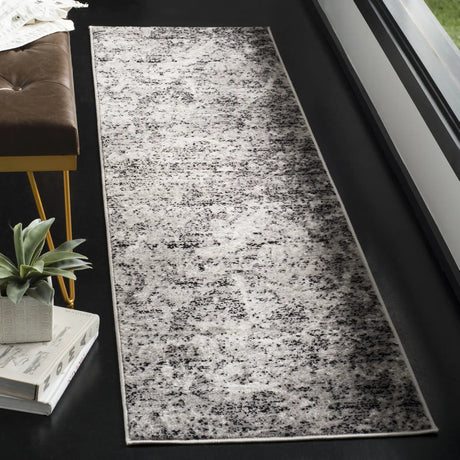 Safavieh Skyler 2'-0" x 10'-0" Rug in Charcoal / Ivory