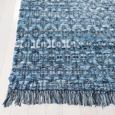 Safavieh Montauk 5'-0" x 8'-0" Rug in Blue