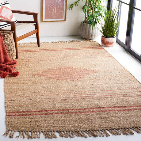 Safavieh Natural Fiber 4'-0" x 6'-0" Rug in Rust / Natural