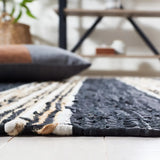 Safavieh Vintage Leather 4'-0" x 6'-0" Rug in Black / Natural