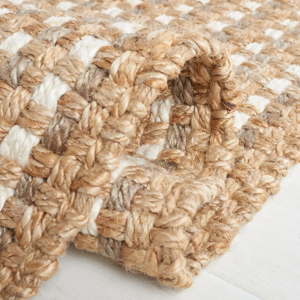 Safavieh Natural Fiber 4'-0" x 6'-0" Rug in Natural / Bleach